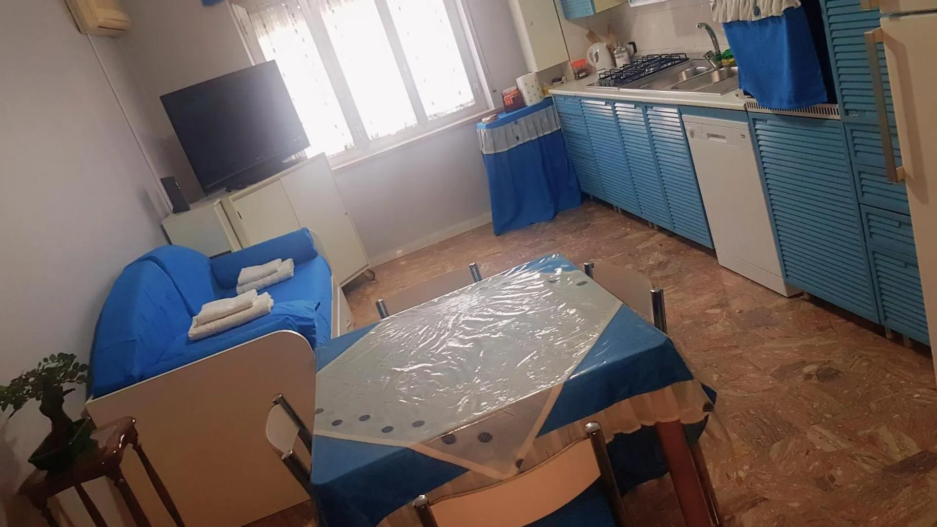 Apartament La Dimora Di Antonietta - Centro Storico Neapol 0*,  Włochy